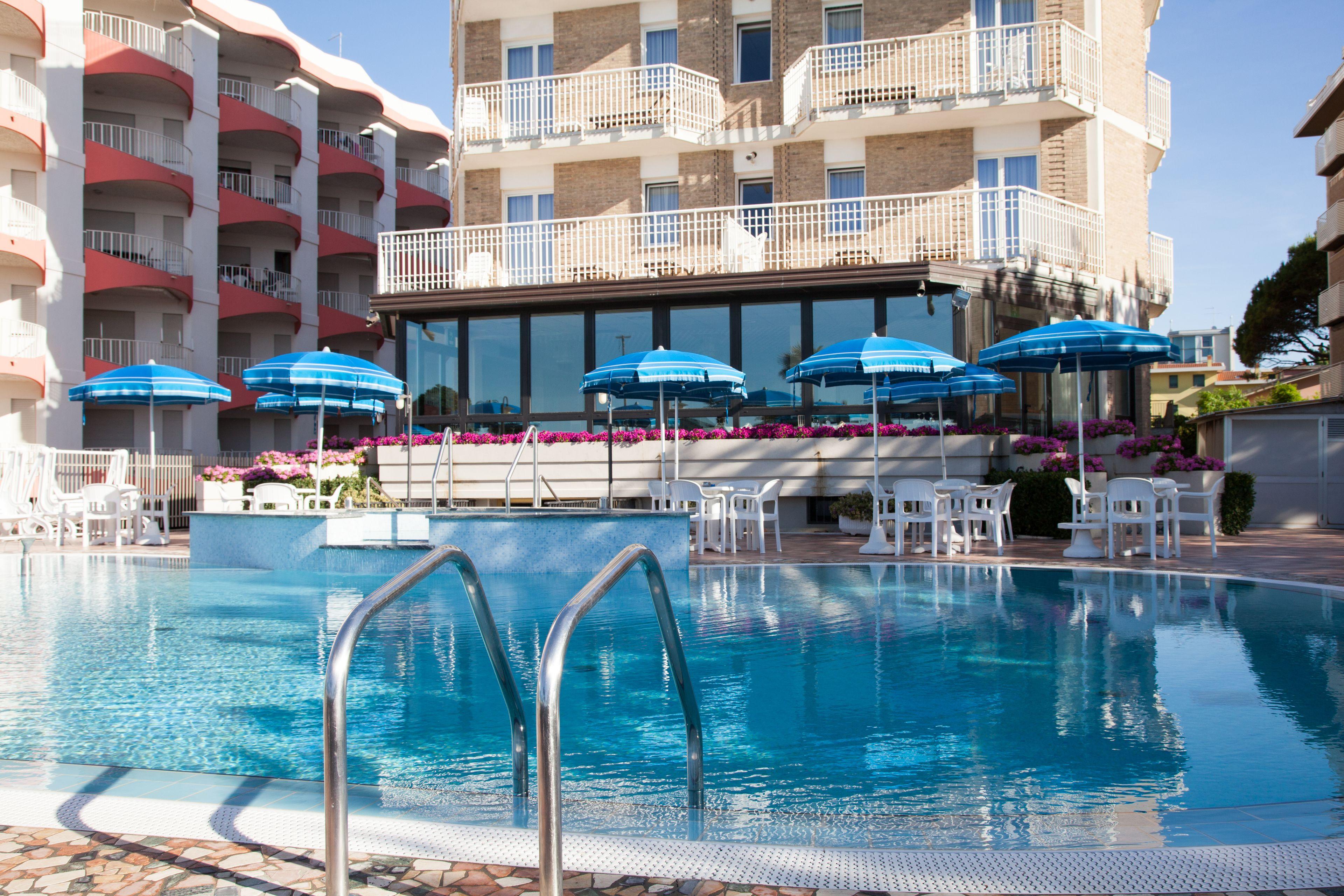 Hotel Regent's 4*